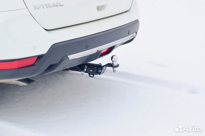 Фаркоп для Nissan X-Trail с 2014, съемный квадрат