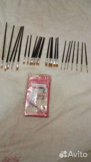 Кисти для рисования /Карандаши Рыцарь