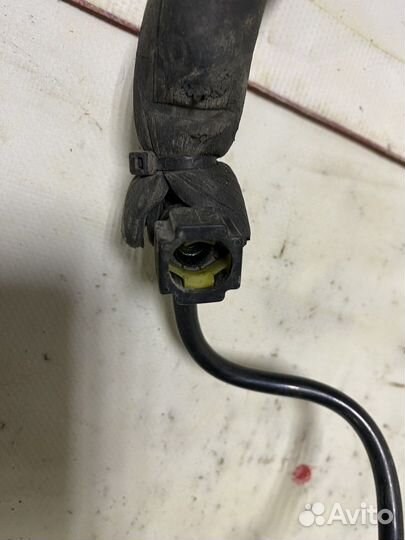 Трубка картерных газов Peugeot 206