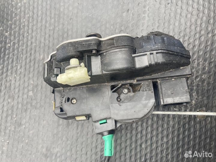 Замок передней правой двери Chevrolet cruze