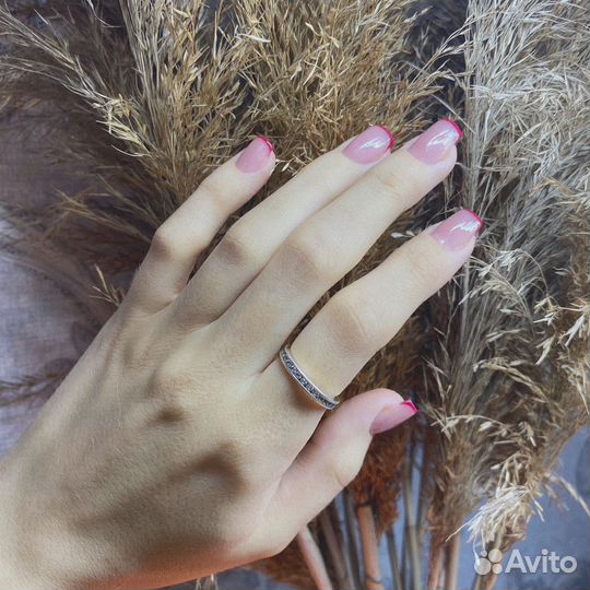 Мастер маникюра