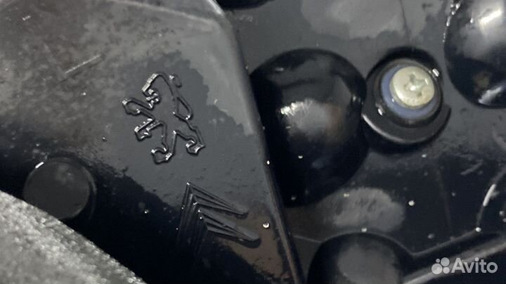 Задний фонарь Peugeot 4007