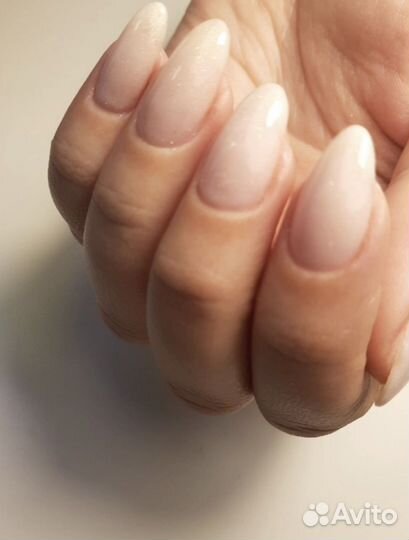 Маникюр и педикюр