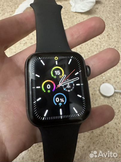 Apple watch se 44mm gray