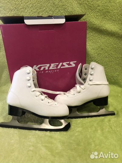 Лыжные ботинки, лыжи, коньки