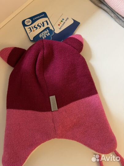 Шапка на девочку новая Lassie