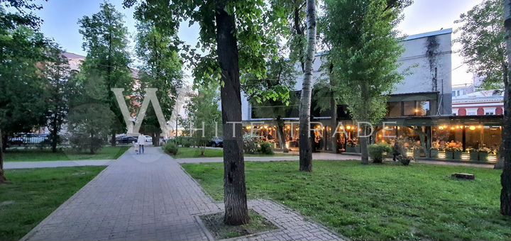 4-к. квартира, 144 м², 2/9 эт.