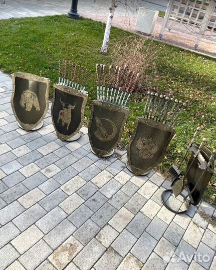 Щит подарочный/ подставка под шампуры