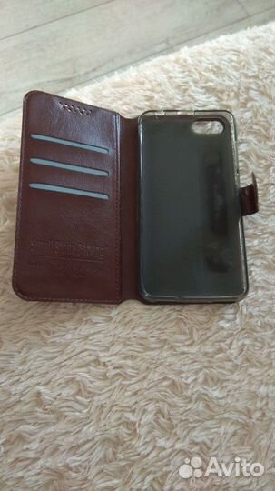 Чехол на телефон. Новый. Заказывала с сайта. Ошибл