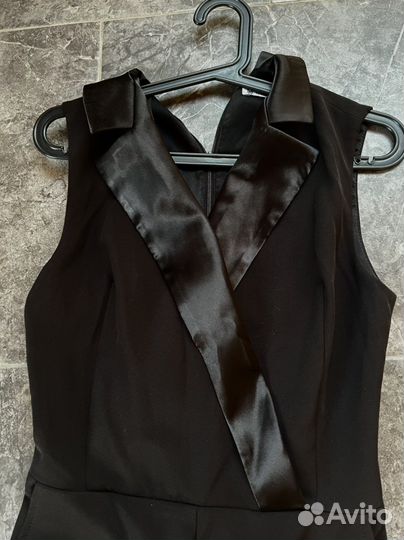 Комбинезон черный с лацканами