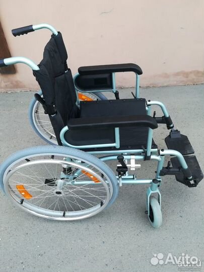 Инвалидная коляска (есть на прокат)