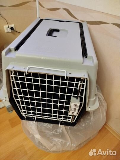 Переноска для собак на колесах