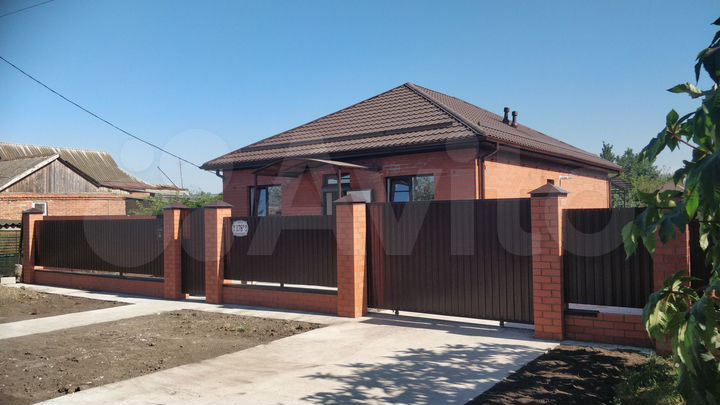 Дом 102 м² на участке 4 сот.