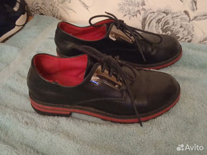 Ботинки женские