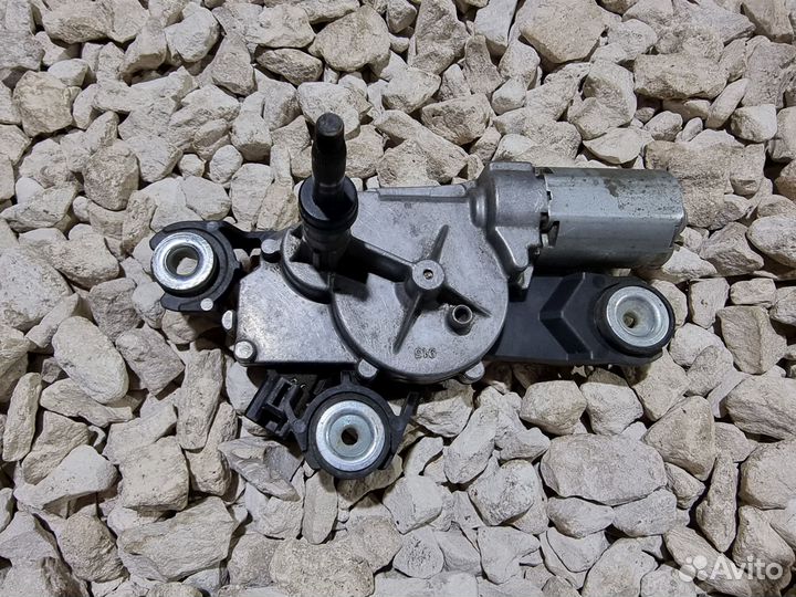 Моторчик заднего дворника Мазда 3 BK