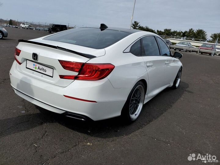 В разборе Honda Accord X 2019 год