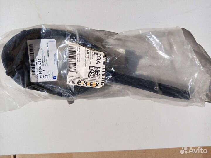 Рамка противотуманной фары chevrolet aveo левая