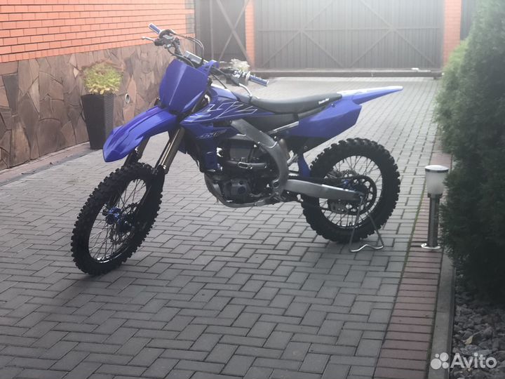 Yamaha YZ450F 2022