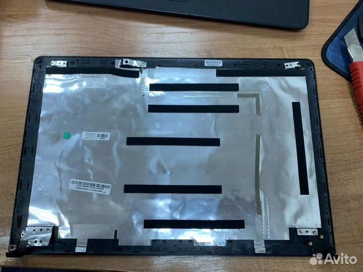 Крышка матрицы Asus X501A