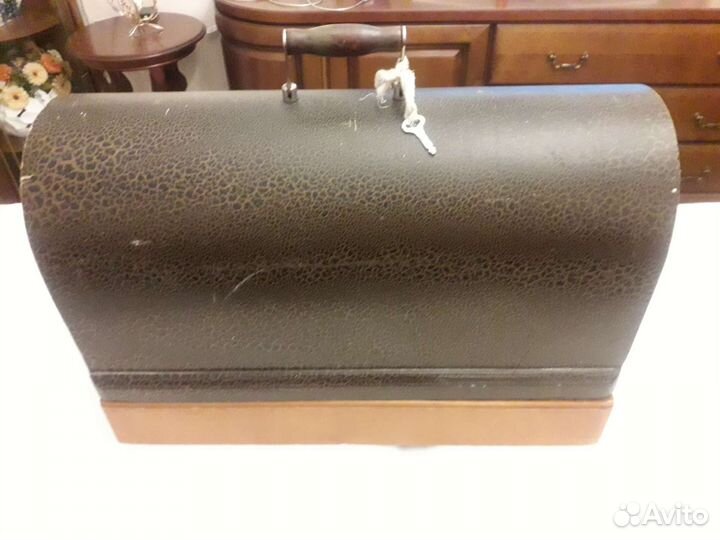 Швейная машина