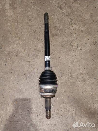 Полуось левый Toyota Camry V50