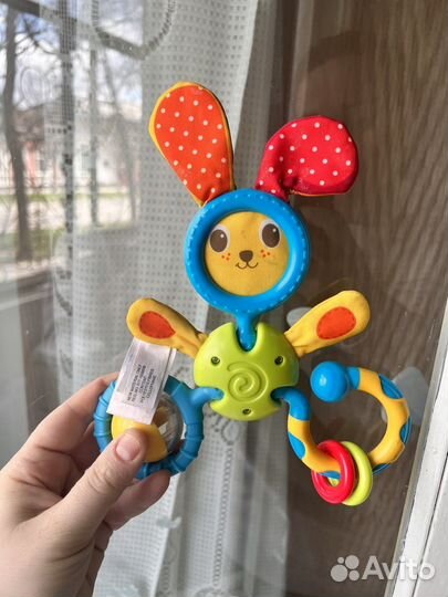 Развивающие игрушки для малышей пакетом