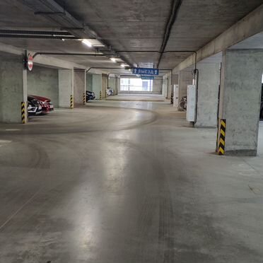 Машиноместо, 15 м²