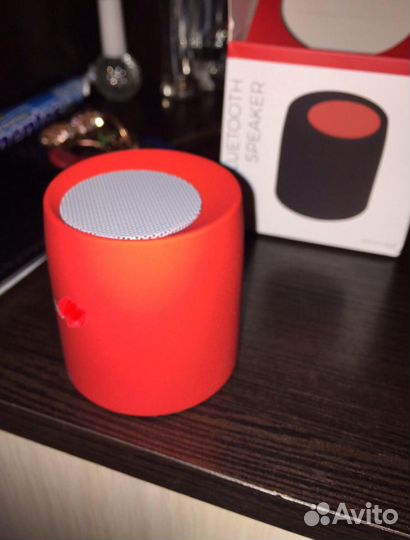 Колонка беспроводная.В коробке. И