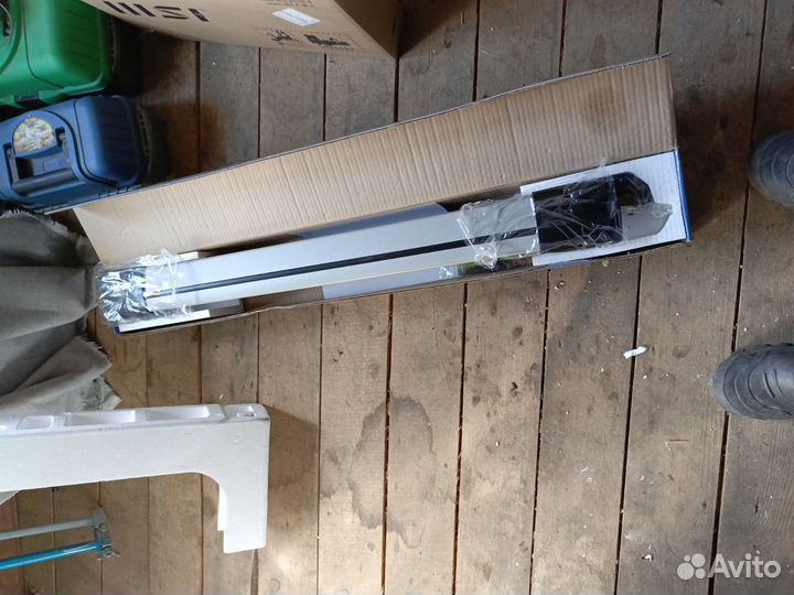 Автомобильный багажник на крышу(Ficopro)