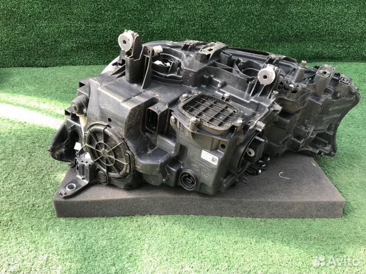 Фара правая BMW 7-Series