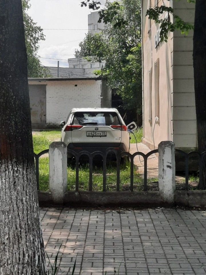 Toyota RAV4: фото владельца