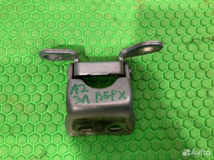 Петля двери верхняя задняя левая Acura Mdx YD2