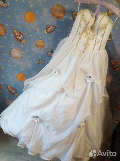 Платье свадебное