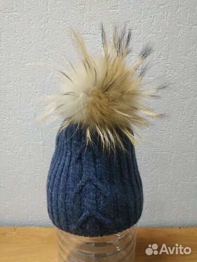 Шапка с натуральным помпоном Noble people