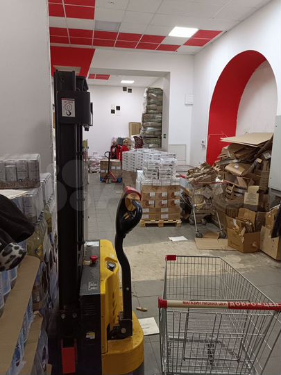 Магазин, Склад 1100 кв, (Шуист)