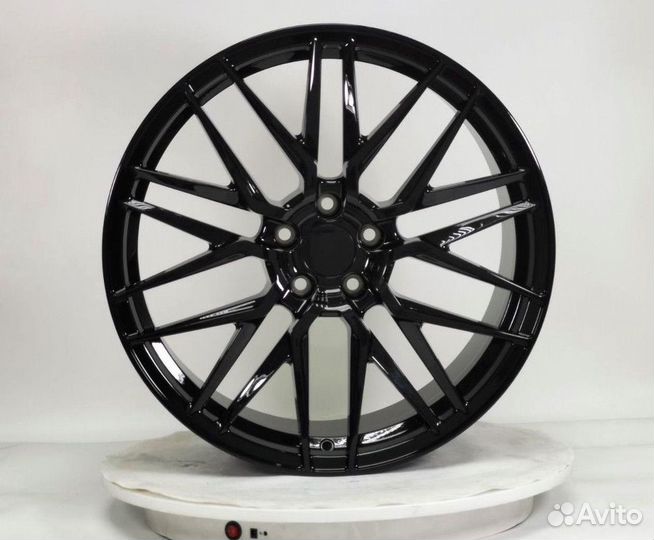 Кованые диски R18 BMW G07