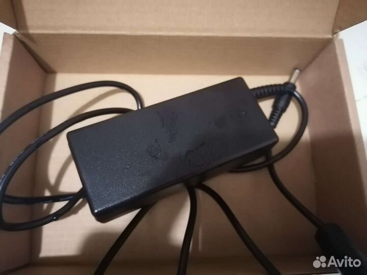 Блок питания для ноутбука