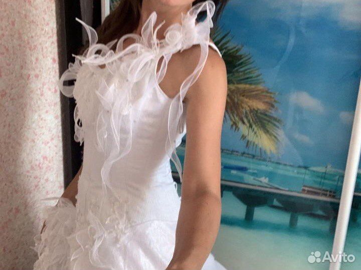 Свадебное платье 42-44 бу
