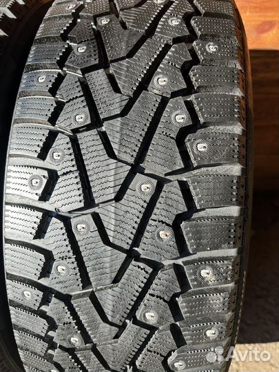 Pirelli Ice Zero 235/55 R20 105T