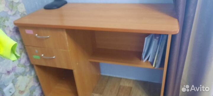 Детский письменный стол бу