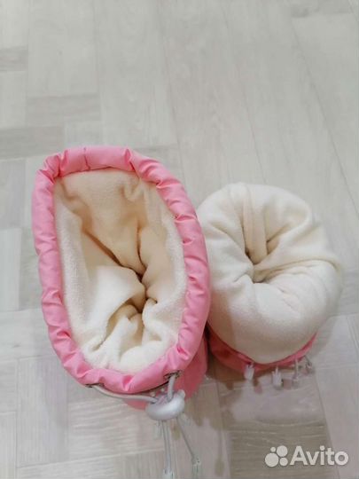 Пинетки на комбинезон