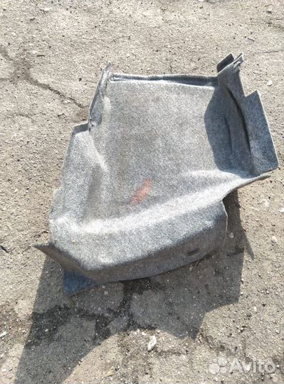 Обивка багажника вольво S 60 I седан