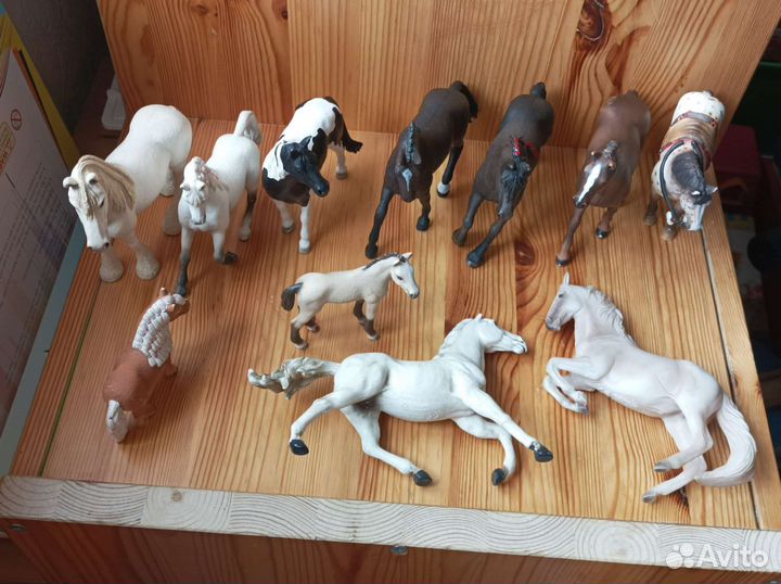 Лошади schleich б.у. обмен продажа