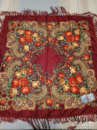 Платок женский (800х800)