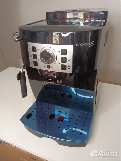 Кофемашина DeLonghi ecam 22.110 B