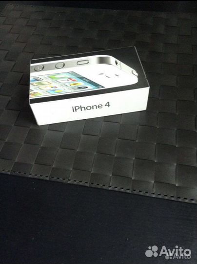 Коробка от iPhone 4