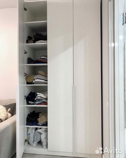 Шкаф по индивидуальным проектам в комнату