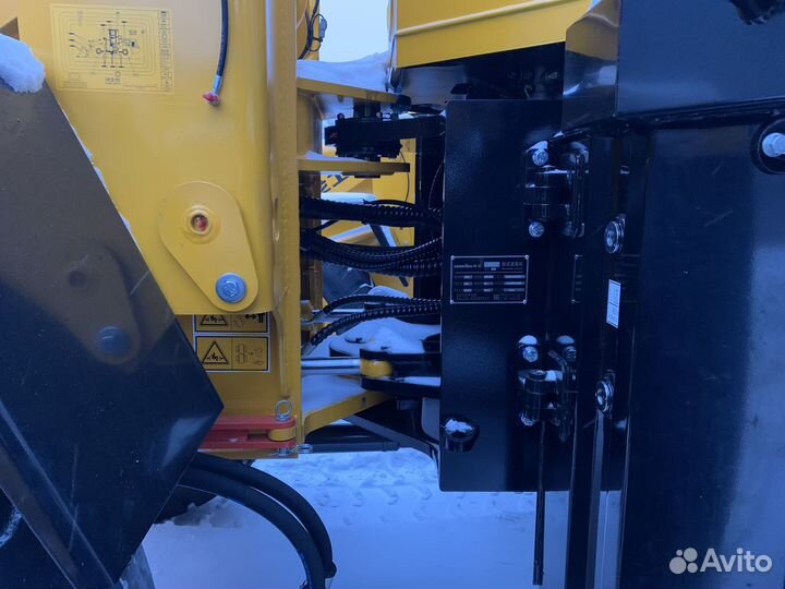 Фронтальный погрузчик Lonking CDM853N, 2023