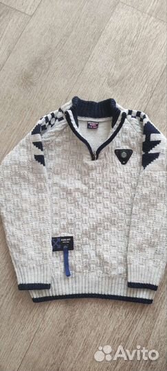 Свитер детский