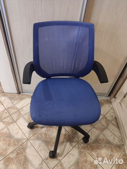 Компьютерное кресло